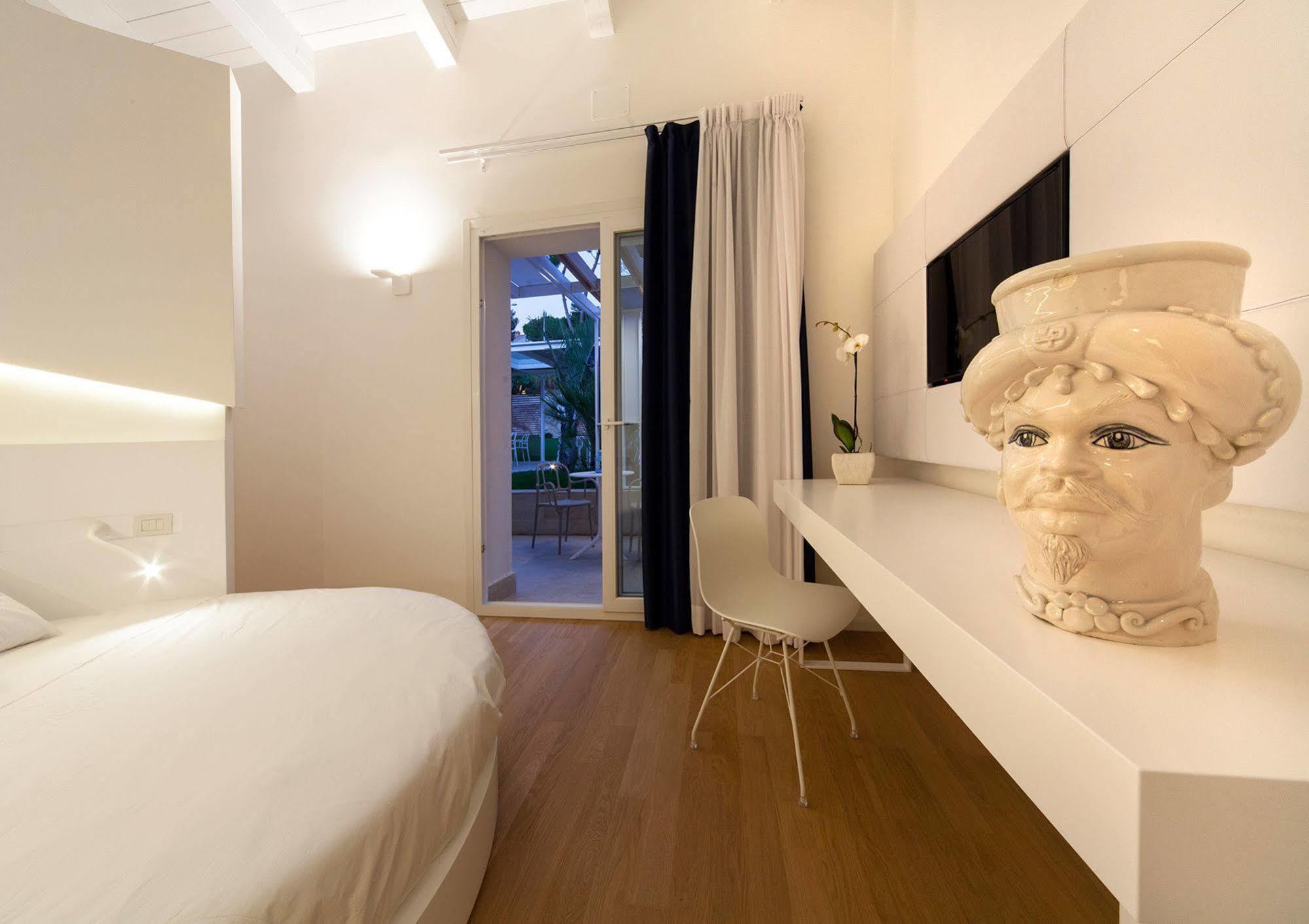 Calapetra Resort Fontane Bianche Ngoại thất bức ảnh