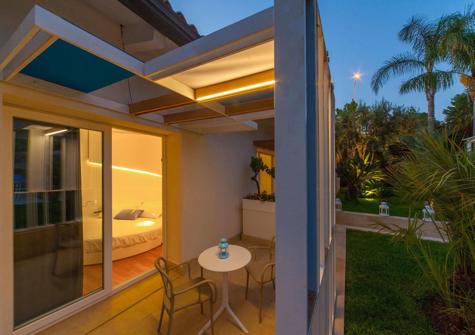 Calapetra Resort Fontane Bianche Ngoại thất bức ảnh
